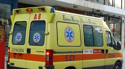 Ηλικιωμένος έπεσε από δέντρο και σκοτώθηκε