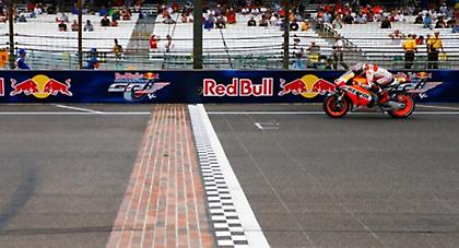 Τίποτα-τίποτα δεν τον σταματά