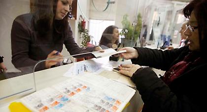 Τα «παράθυρα» για συνταξιοδότηση στα 60 έτη