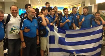 Παίδες… διαλυθείτε (video)