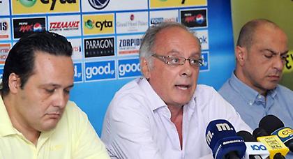 Αναβολή για Τζεβελέκη, Δαμιανίδη