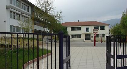 Δάσκαλοι και καθηγητές πάνε για απεργία διαρκείας από Σεπτέμβρη