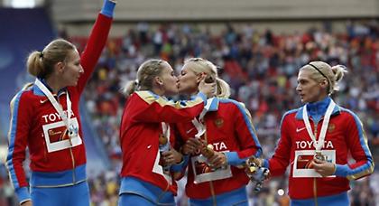 Απολογήθηκε για το φιλί στη συναθλήτριά της η Ρίζοβα