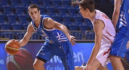 «Ερυθρόλευκος» ο Παπαπέτρου!