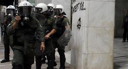 Επέμβαση της αστυνομίας στο Πολυτεχνείο