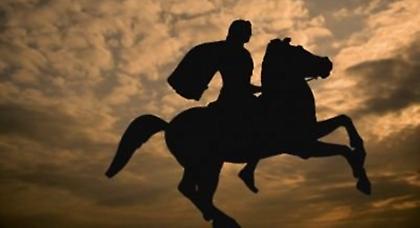 Μεγαλοπρεπές μνημείο παραπέμπει στον τάφο του Μ. Αλέξανδρου