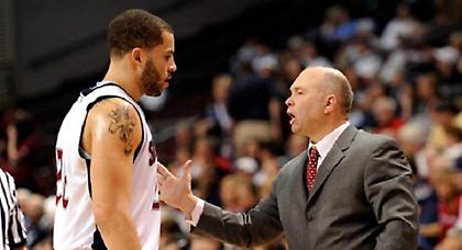 Συμφώνησε με Τζόουνς ο Πανελευσινιακός