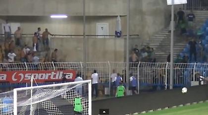 Έβρεξε… καρέκλες (video)