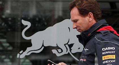 Τα αρνείται όλα ο Χόρνερ