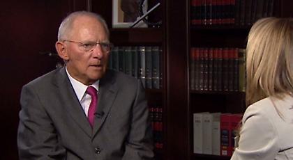 Σόιμπλε: «Η Ελλάδα είναι η τελευταία που διασώζουμε»