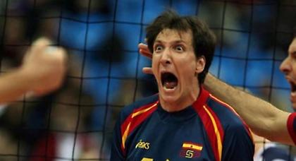 Έστειλε… υπογραφές ο Τόρες στην ΑΕΚ!