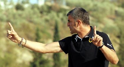 «Η φανέλα της ΑΕΚ είναι πολύ βαριά…»