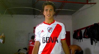 «Καντήλια» από τον γιο του Σιμεόνε