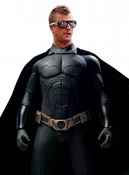 Ραϊκόνεν, ο νέος Μπάτμαν!