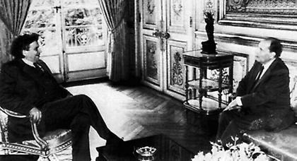 Ο Μίκης αποκαλύπτει διάλογο με Μιττεράν