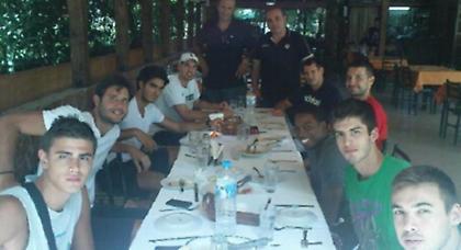 Στο πλευρό του Ικάρου