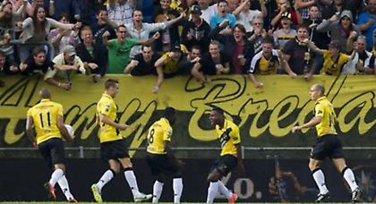 Χέρι-χέρι στο… βυθό