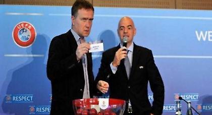 Τράβηξε το... μπαλάκι και έγινε ήρωας!