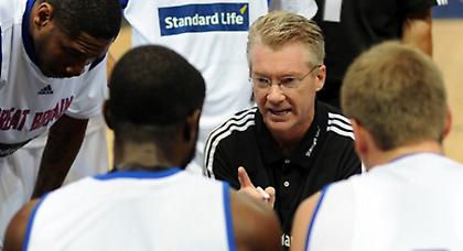 Ξεκαθαρίζει για τη Μεγάλη Βρετανία