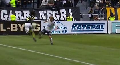 Σας κάνει ό,τι θέλει ο... Μουτούμπα (video)