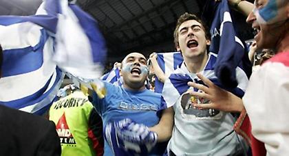 Πάντα στο πλευρό της Εθνικής