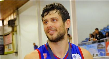 Στην Κηφισιά ο Μπάρλος