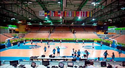 Και η Spalding στηρίζει την Εθνική