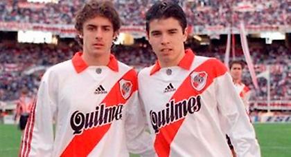 «Ύμνοι» Αϊμάρ για Σαβιόλα