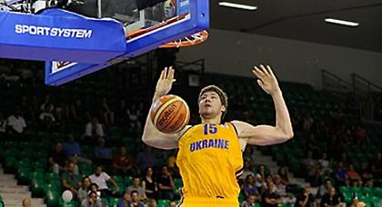 Νίκη-πρόκριση για Ουκρανία