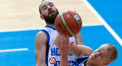 «Να παίξουμε άμυνα, όχι ξύλο»