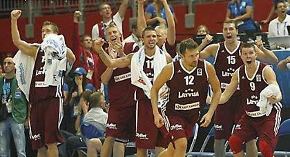 Αουτσάιντερ; Αμ δε!