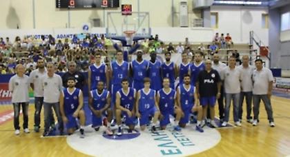 Φιλική νίκη με σούπερ Παπαμακάριο