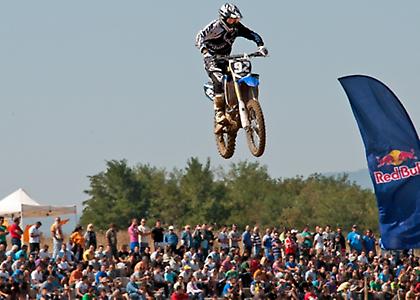 Πρωτογενές πλεόνασμα στο... motocross