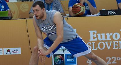 Σφίγγει τα δόντια ο Μαυροκεφαλίδης!