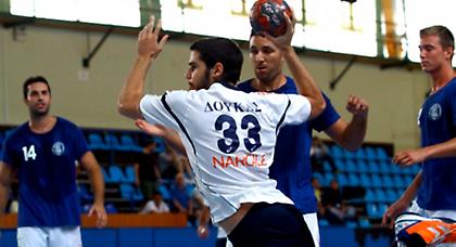 Με το… δεξί ο Δούκας