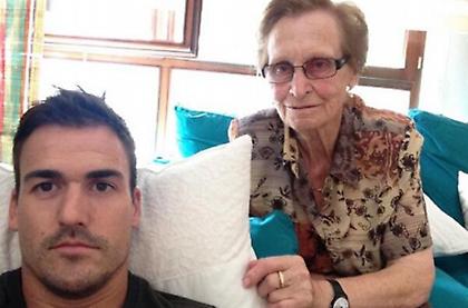 Ο Σόρντο βλέπει Moto GP με τη γιαγιά του!