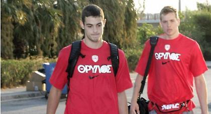 Το σόου των Παπαπέτρου και Αγραβάνη