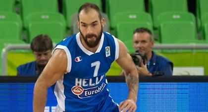 Χάρισε τα παπούτσια του ο Σπανούλης