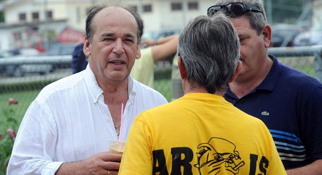 Τετ-α-τετ με Πουλίδο και Αγκάνθο