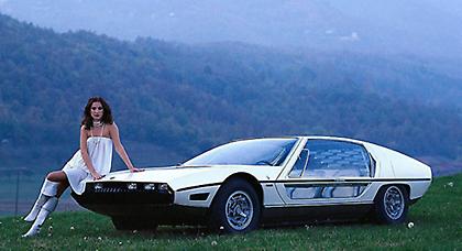 Lamborghini Marzal: ο γυάλινος γλάρος!