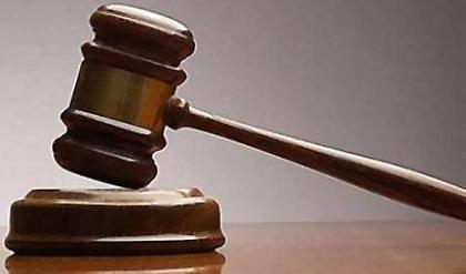 Στο εδώλιο απόστρατοι αστυνομικοί για στημένους ελέγχους σε καταστήματα