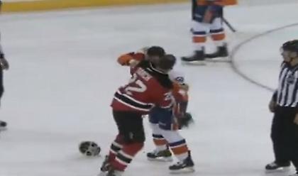 Βρήκαν τρόπο να πλακώνονται χωρίς να αποβληθούν