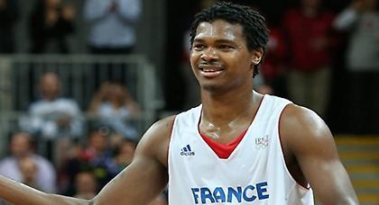 Παίζει στον τελικό ο Ζελαμπάλ