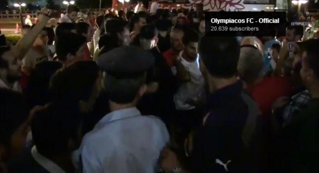 Σαν να παίζει εντός έδρας