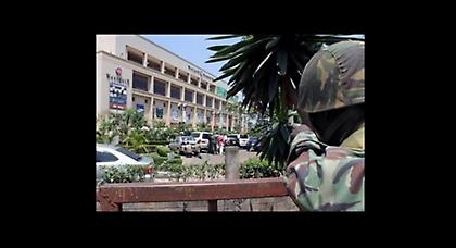 Συνεχίζεται η επιχείρηση για την ανακατάληψη του εμπορικού κέντρου στην Κένυα