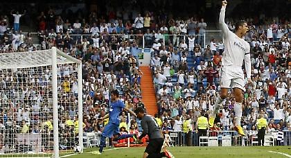 Ψέκασε και σκούπισε η Ρεάλ (video)
