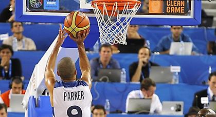 Τα σάρωσε όλα ο Πάρκερ!