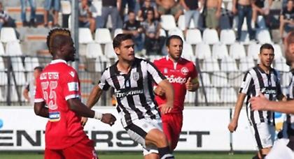 Υπερτερεί του Ολυμπιακού