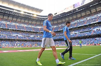 «Κάηκε» στο ζέσταμα ο Μπέιλ (video)