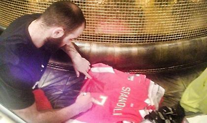 Πιάστηκε το χέρι του Σπανούλη